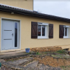 AU COEUR DU BEAUJOLAIS VILLA COMPLETE A RESTAURER - PORTE FENETRE VOLETS SOLAIRES