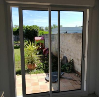  Menuiserie Mixte PVC/Aluminium coulissant avec volet roulant intégré- CHASSIEU 