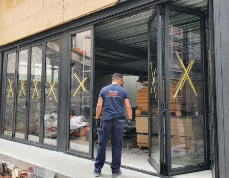QU' ELLE POSE CHOISIR POUR LE REMPLACEMENT DE CES FENETRES- NOTRE EXPERT VOUS CONSEILLE !