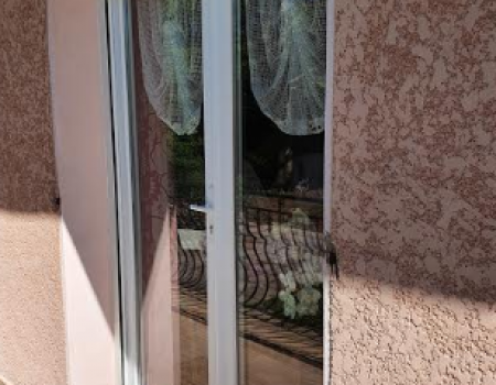 INSTALLATION DE VOLETS ROULANTS SOLAIRE  A CHAPONNAY PAR VOTRE MENUISIER MVM 