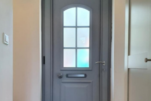 PORTE ALUMINIUM GAMME THERMIQUE BICOLORATION OPTION SECURITE - LYON 8 