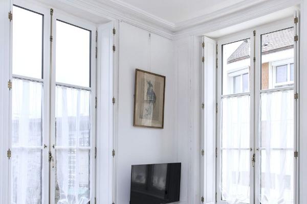 Menuiserie bois: Fenêtre, porte-fenêtre composée de volet bois MVM Menuisier