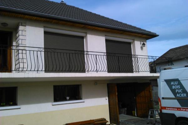 Installation de volets roulants extérieurs Bi coloration - CRAPONNE 