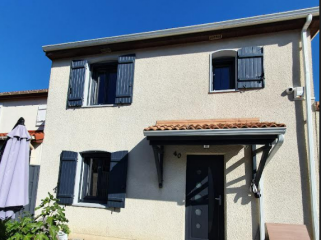 MAISON COMPLETE : FENETRE- PORTE- MOUSTIQUAIRE A GRIGNY