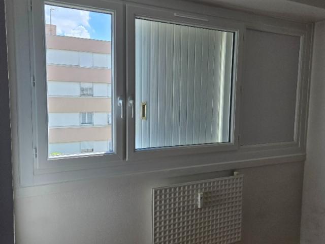 Fenêtres PVC à Lyon - Pose rénovation par MVM menuisier, vente et installation PVC 
