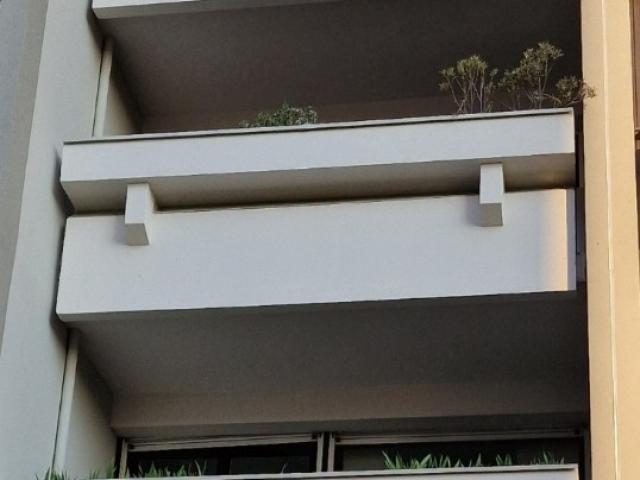 FERMETURE DE BALCON EN ALUMINIUM ACAJOU- VILLEURBANNE